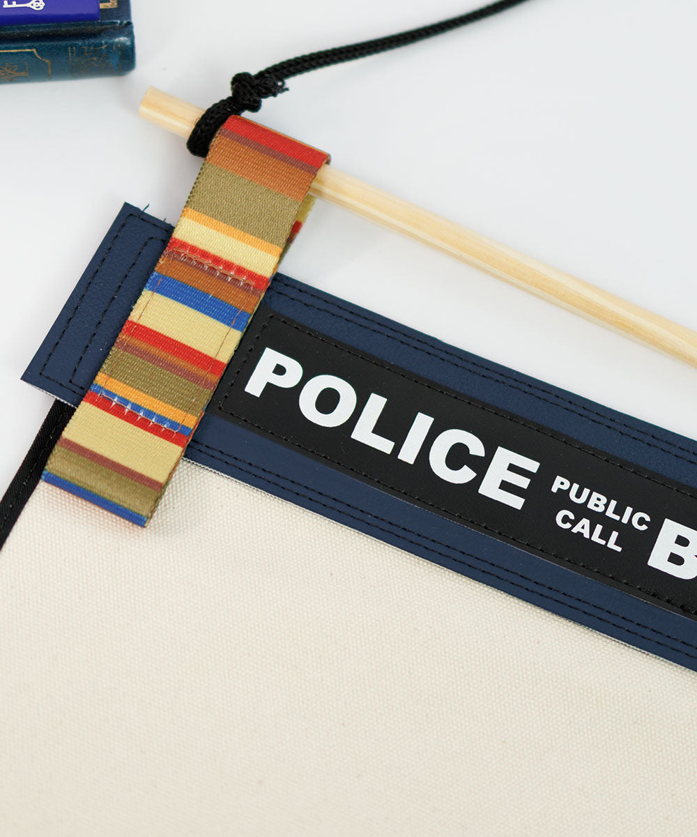 BANDEIRA PARA PINS - TARDIS