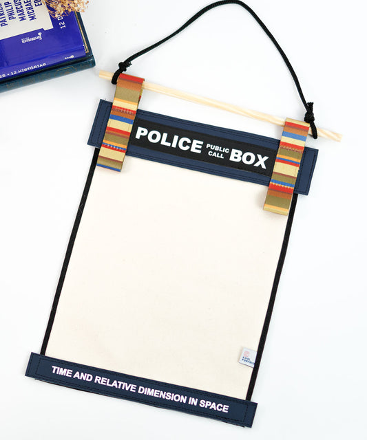 BANDEIRA PARA PINS - TARDIS
